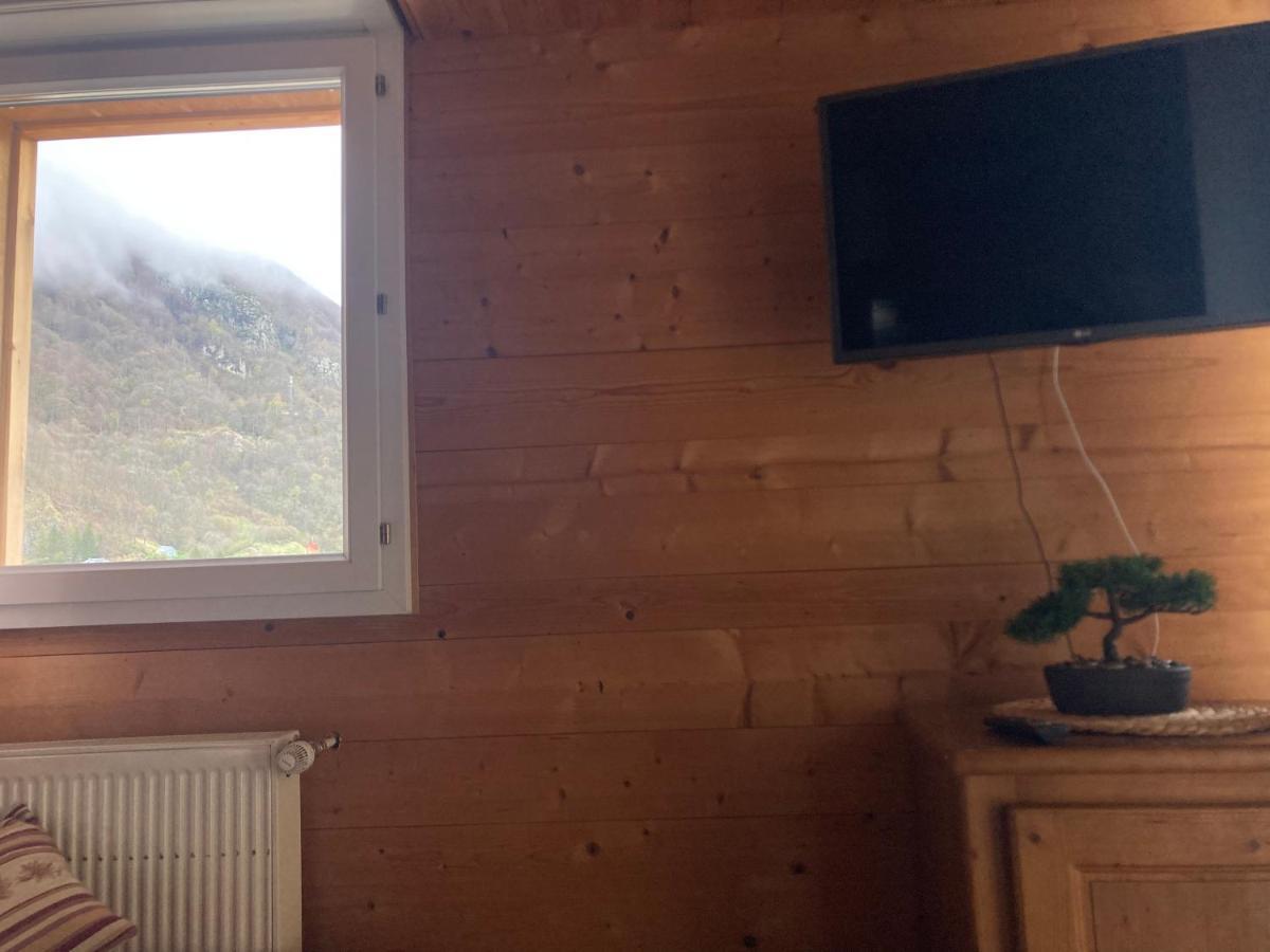 Appartement 4/6 Pers 38M2, Vue Montagne, Piscine Chauffee, 500M Centre Ville 코트레 외부 사진